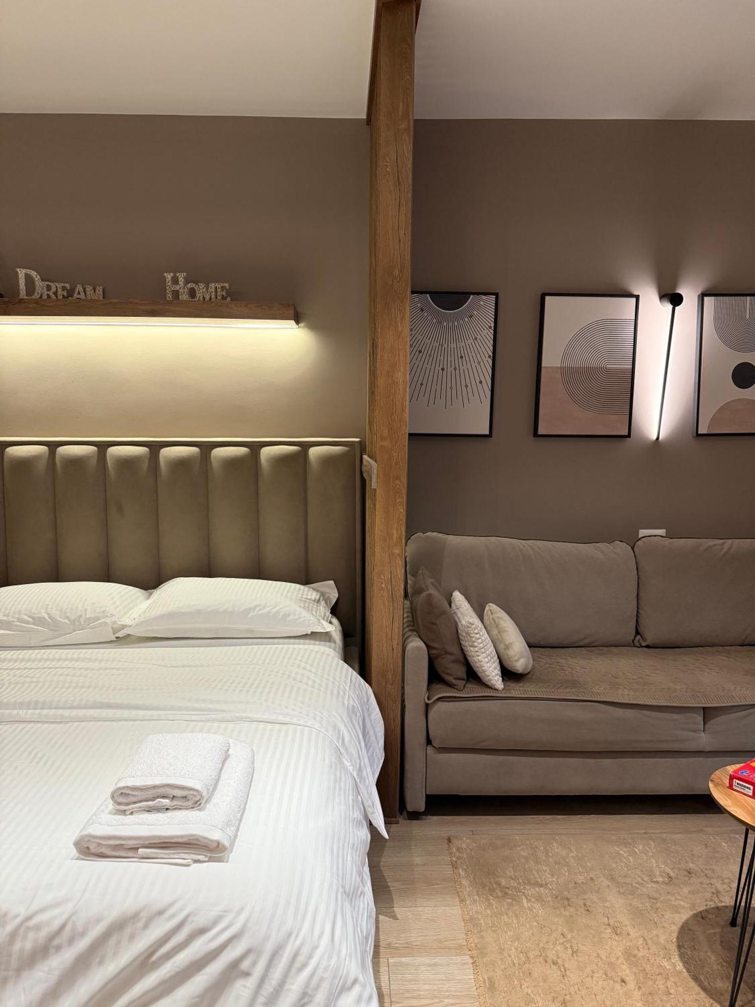 4Seasonsgea , Deluxe Studio , City Centre , Tirana Exterior photo